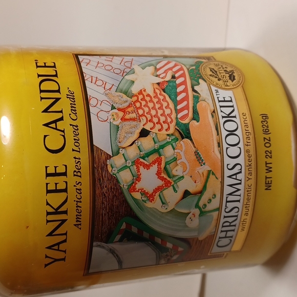 Yankee Candle,  Christmas Cookie Jar Candle - Picture 2 of 4